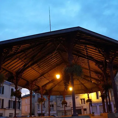 Belle Maison De 1800 Au Centre De 公寓